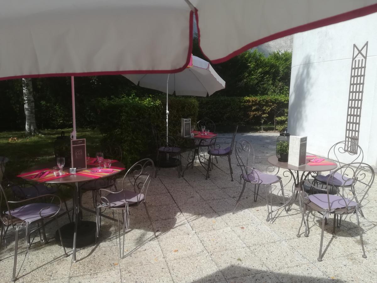 Ibis Paris Le Bourget Hotel